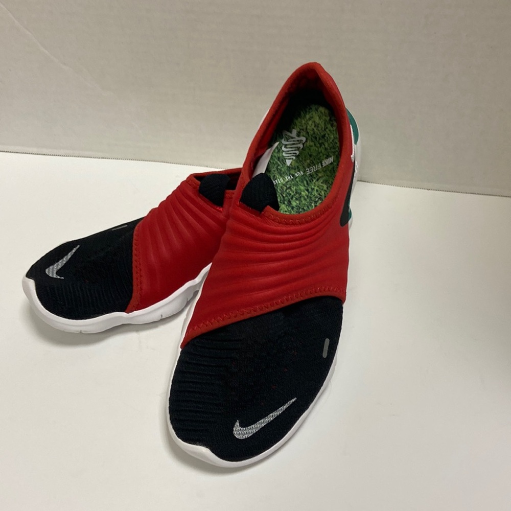Nike Free RN Flyknit 3.0  red and black mens size 9 1/2